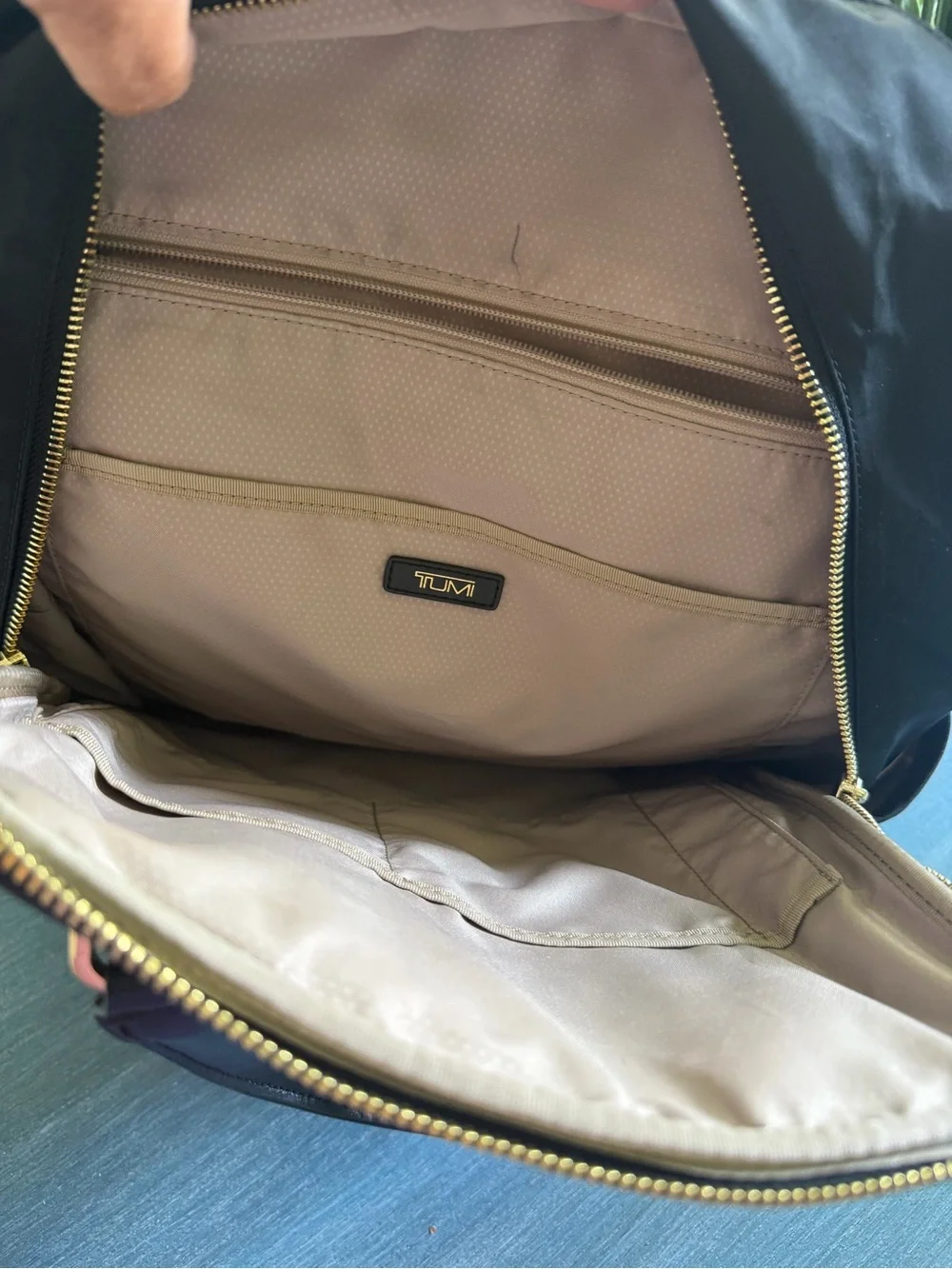 Tumi Voyageur Carson Backpack Black Laptop/Travel Bag. Excellent Condition